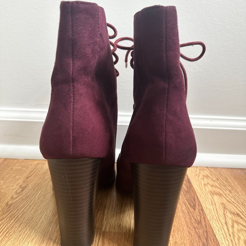 JustFab Women's Suede Lace-up Heeled Booties in Burgundy Size 7.5 - Picture 5 of 8